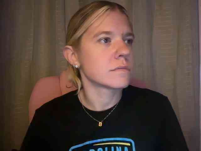 AmericnBarbie webcam
