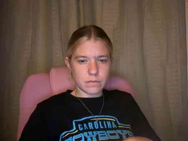 AmericnBarbie webcam