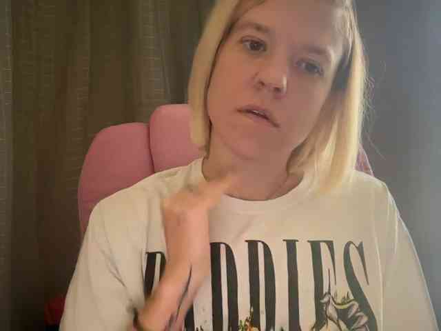 AmericnBarbie webcam