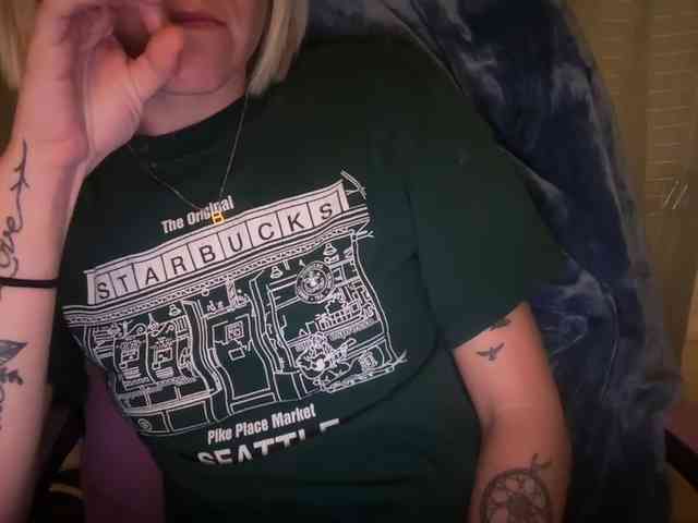 AmericnBarbie webcam
