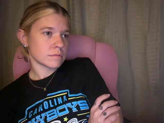 AmericnBarbie webcam
