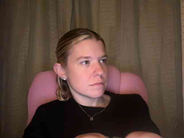 AmericnBarbie webcam