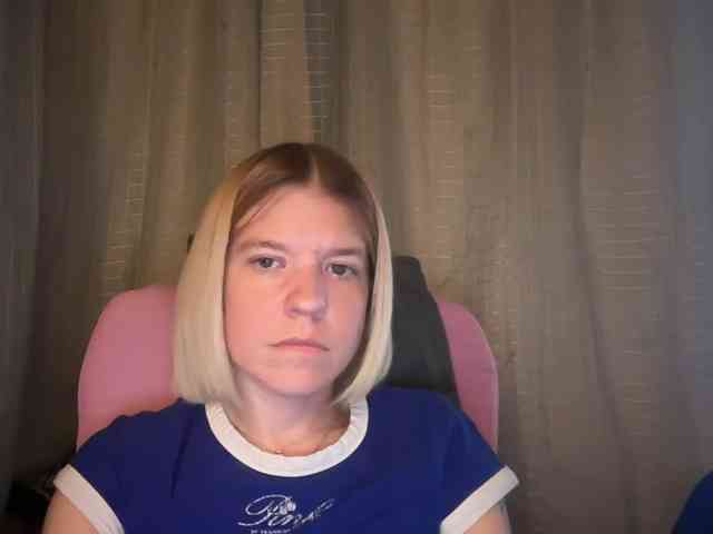 AmericnBarbie webcam