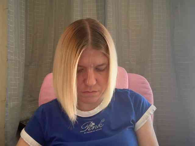 AmericnBarbie webcam