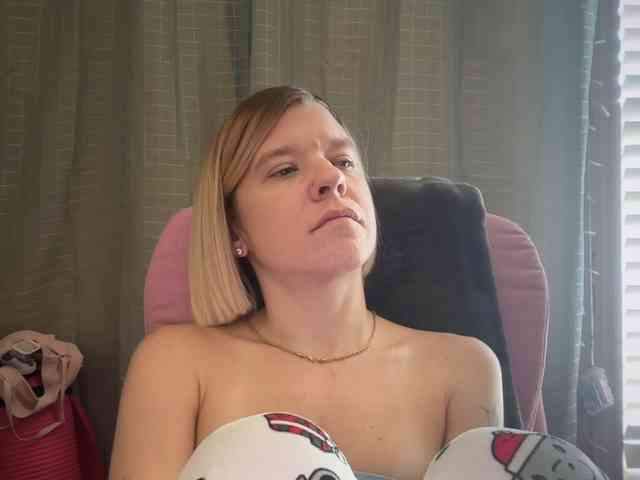 AmericnBarbie webcam