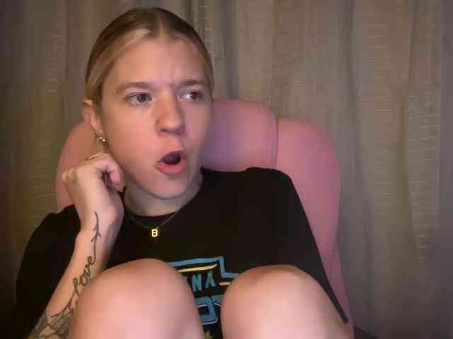 AmericnBarbie webcam