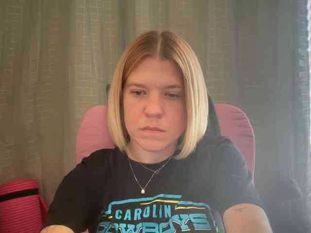 AmericnBarbie webcam