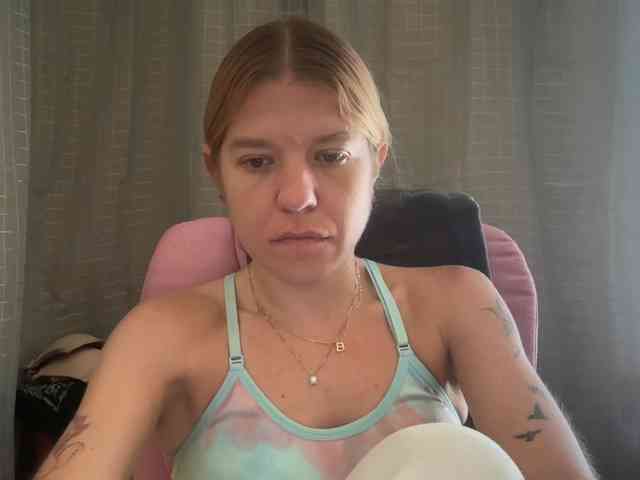 AmericnBarbie webcam