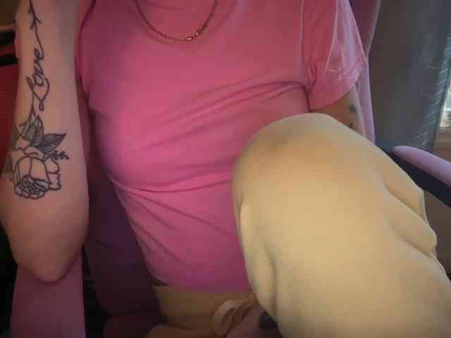 AmericnBarbie webcam