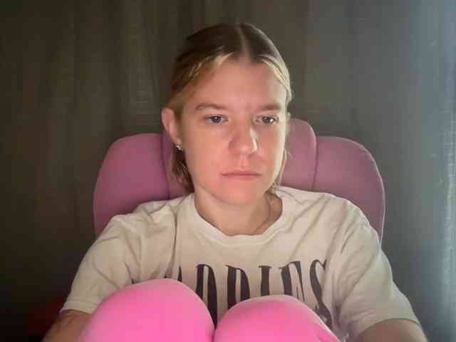 AmericnBarbie webcam