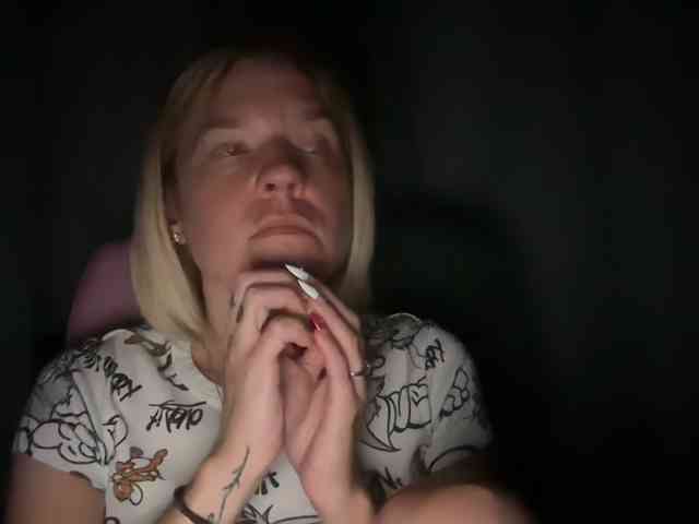 AmericnBarbie webcam