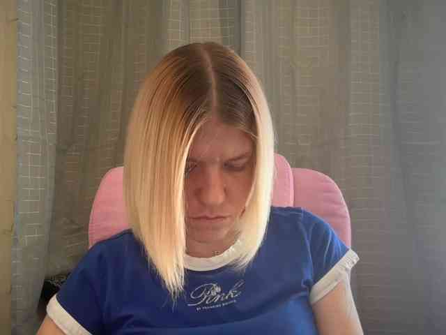 AmericnBarbie webcam