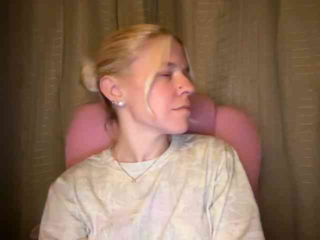AmericnBarbie webcam
