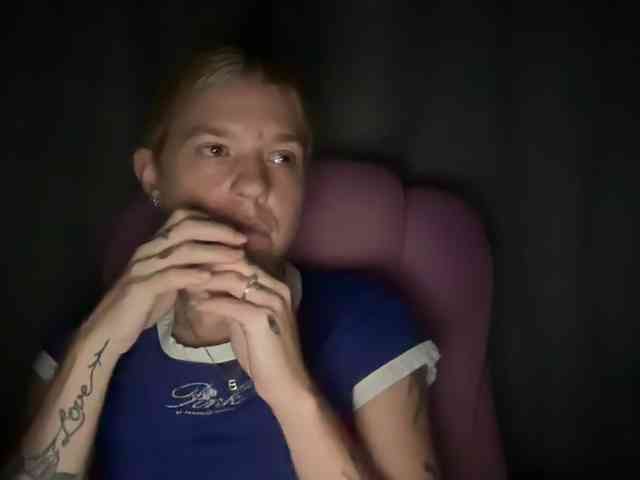 AmericnBarbie webcam