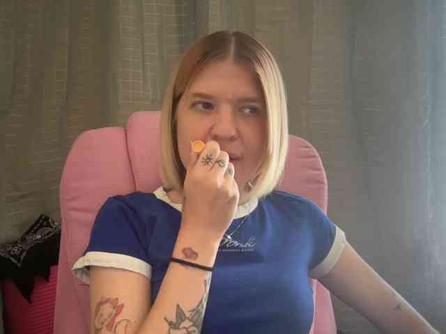AmericnBarbie webcam