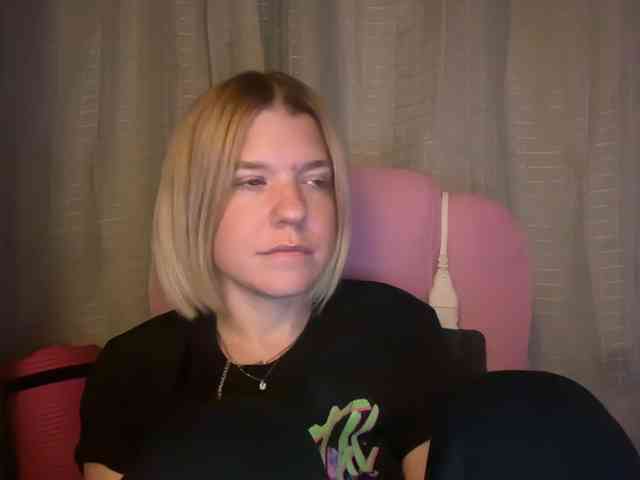 AmericnBarbie webcam