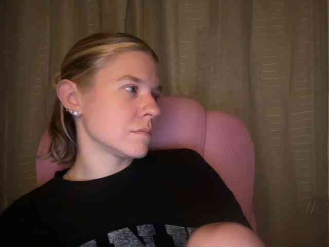 AmericnBarbie webcam
