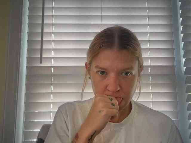 AmericnBarbie webcam