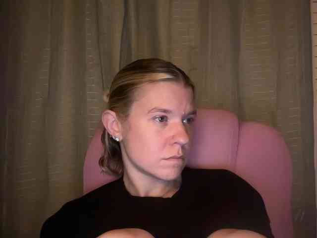 AmericnBarbie webcam