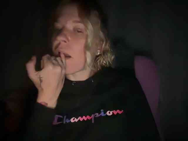 AmericnBarbie webcam