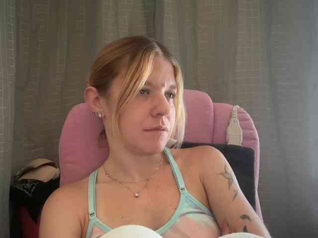 AmericnBarbie webcam
