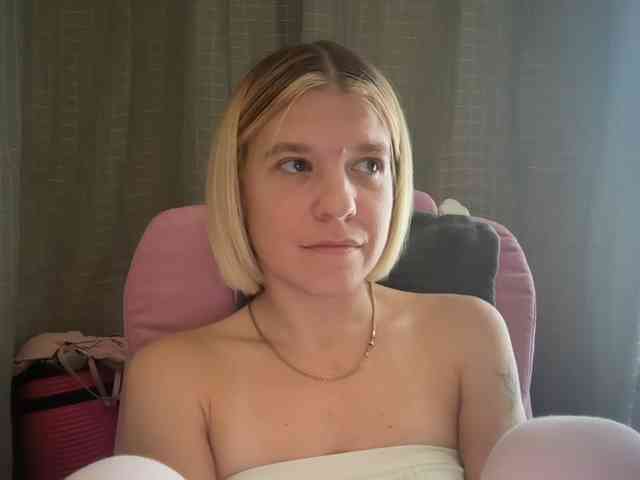 AmericnBarbie webcam
