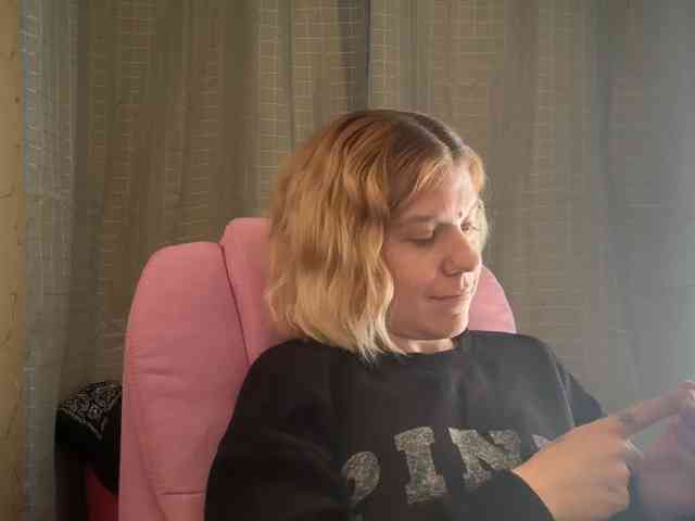 AmericnBarbie webcam
