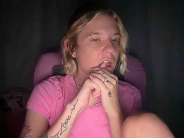 AmericnBarbie webcam