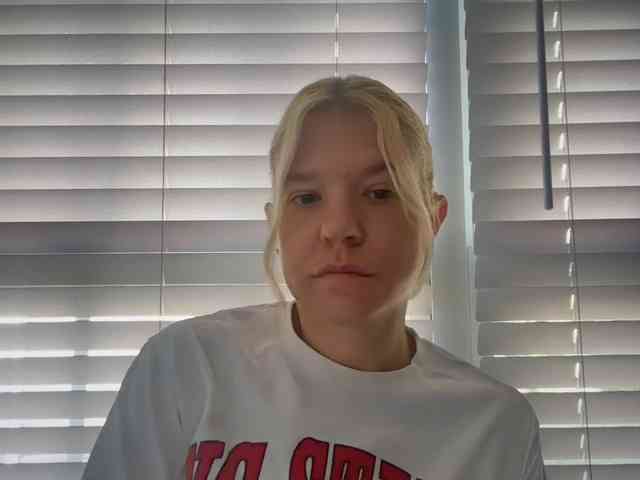 AmericnBarbie webcam