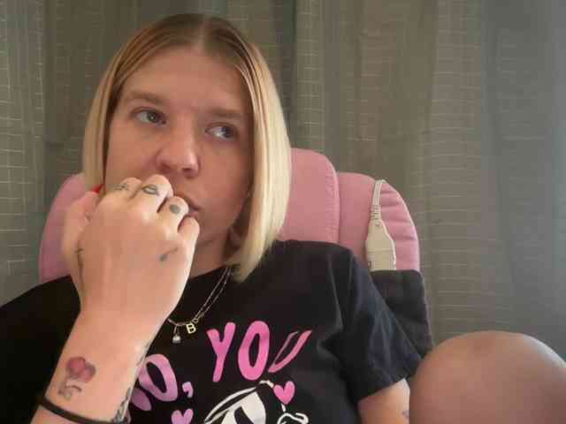 AmericnBarbie webcam