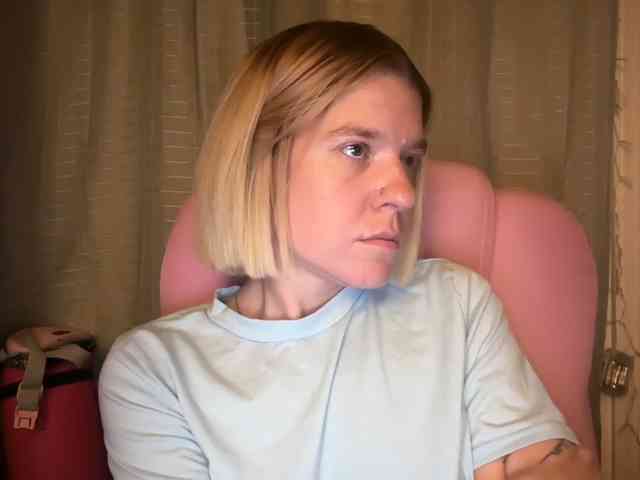 AmericnBarbie webcam