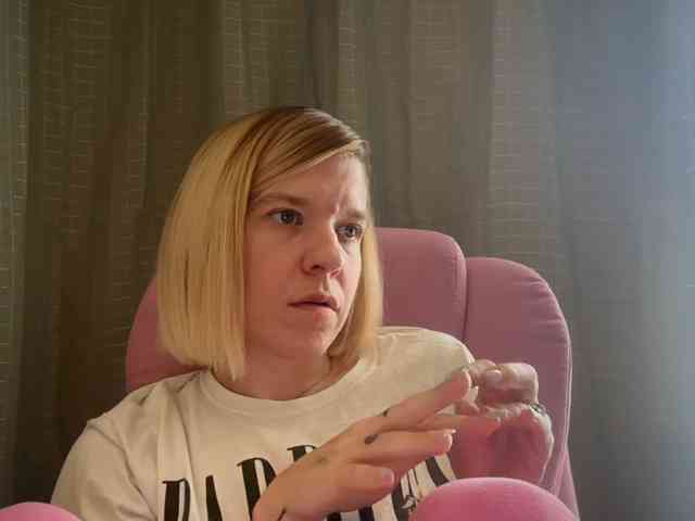 AmericnBarbie webcam