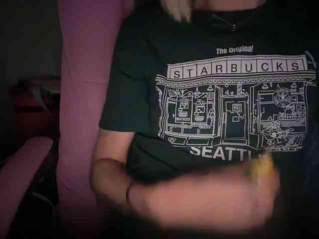 AmericnBarbie webcam