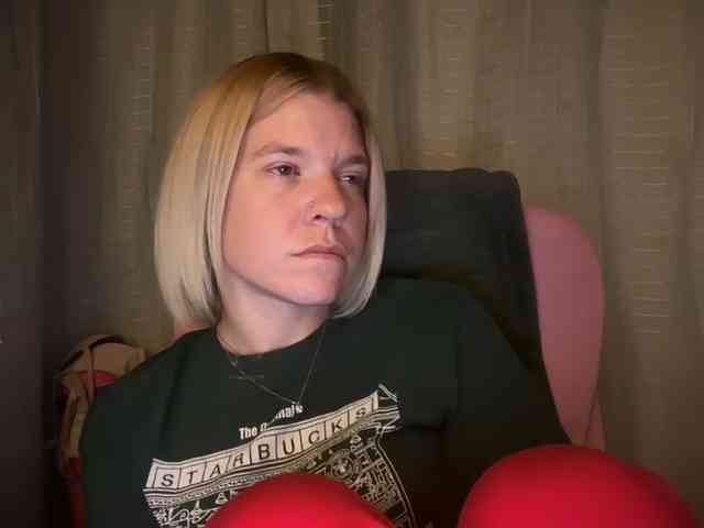 AmericnBarbie webcam