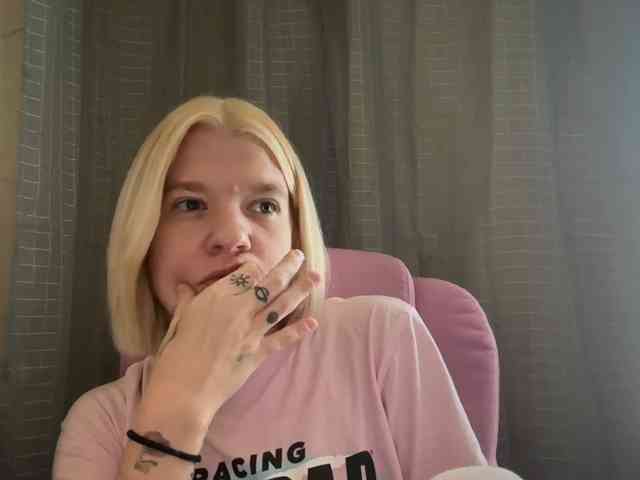 AmericnBarbie webcam