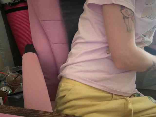 AmericnBarbie webcam
