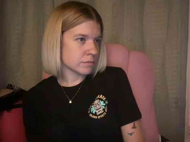 AmericnBarbie webcam