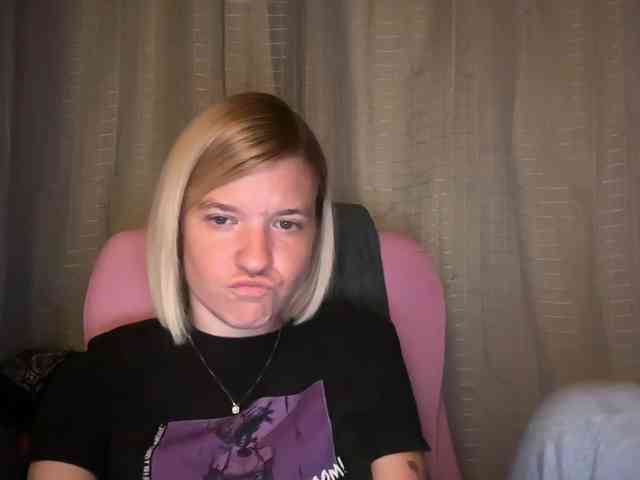 AmericnBarbie webcam