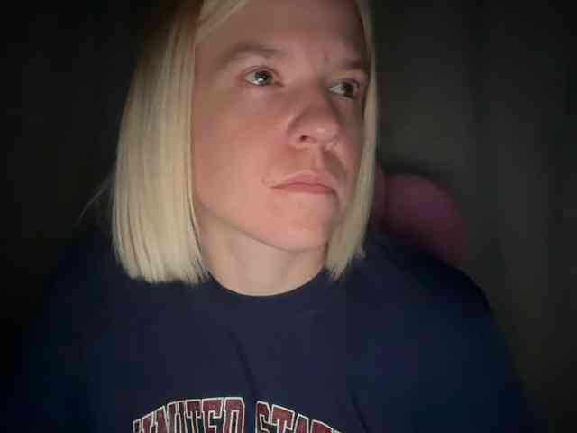 AmericnBarbie webcam