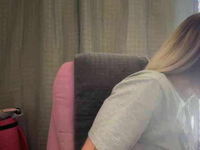 AmericnBarbie webcam