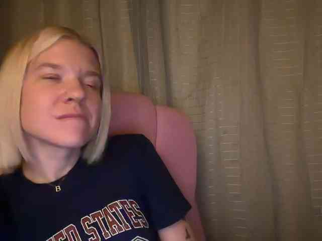 AmericnBarbie webcam
