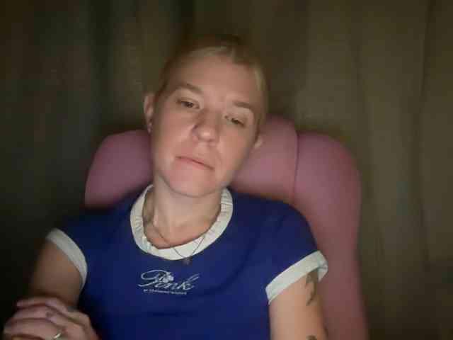 AmericnBarbie webcam