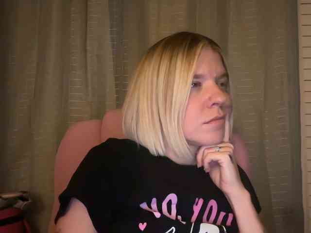 AmericnBarbie webcam