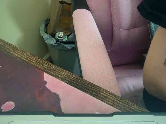 AmericnBarbie webcam
