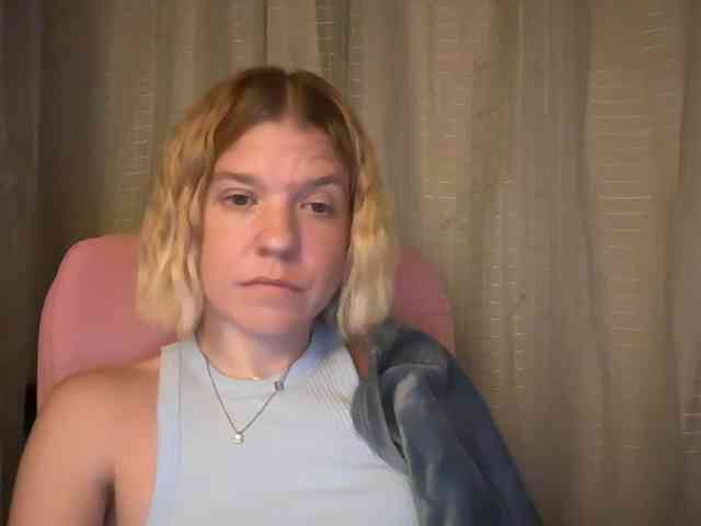 AmericnBarbie webcam