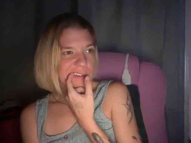 AmericnBarbie webcam