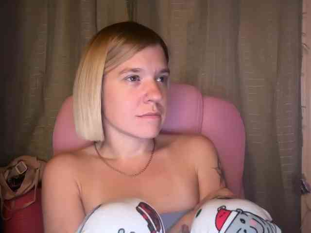 AmericnBarbie webcam