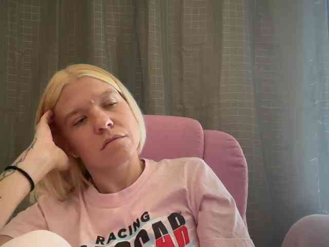 AmericnBarbie webcam