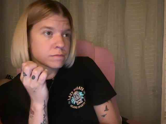 AmericnBarbie webcam