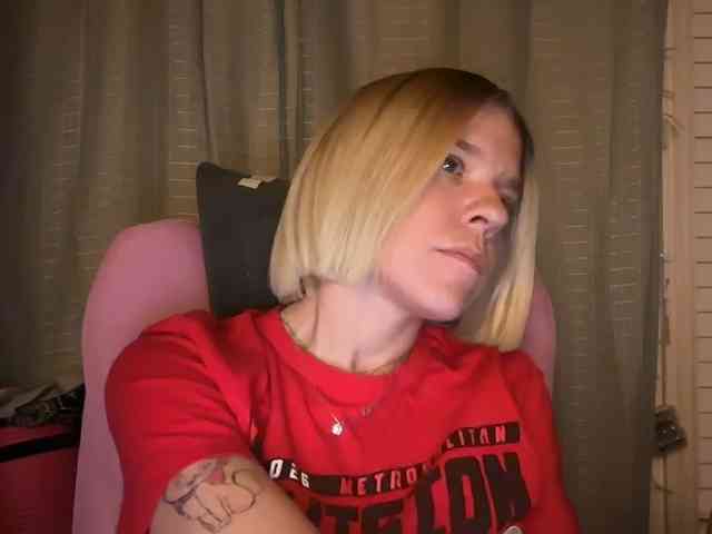 AmericnBarbie webcam